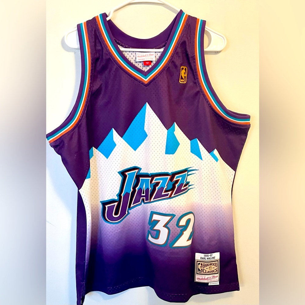 KARL MALONE Game Jersey JAZZ, NBA Hall of FAMER, MVP, Size      Men’s XL,